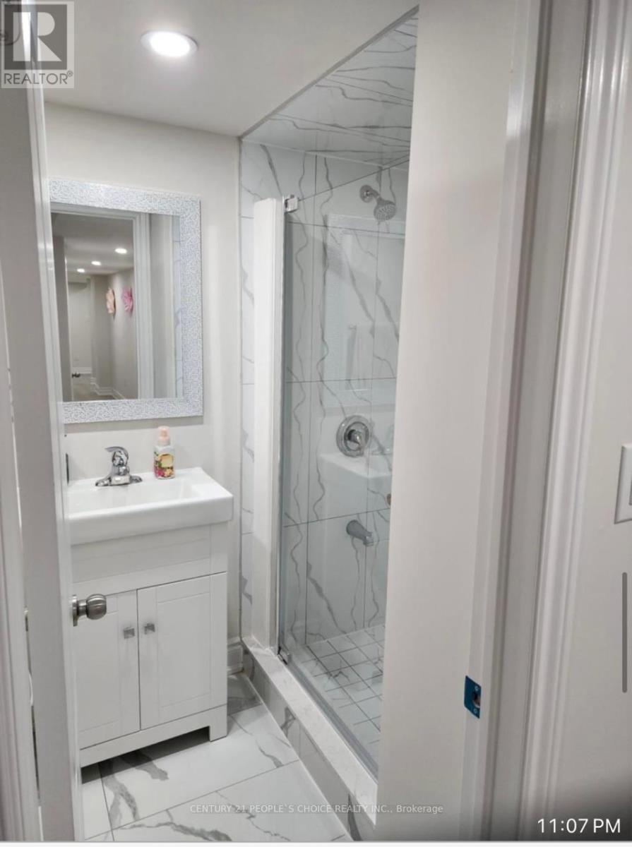 Bsmt - 7 Humberstone Crescent, Brampton, Ontario  L7A 4C3 - Photo 11 - W13691058