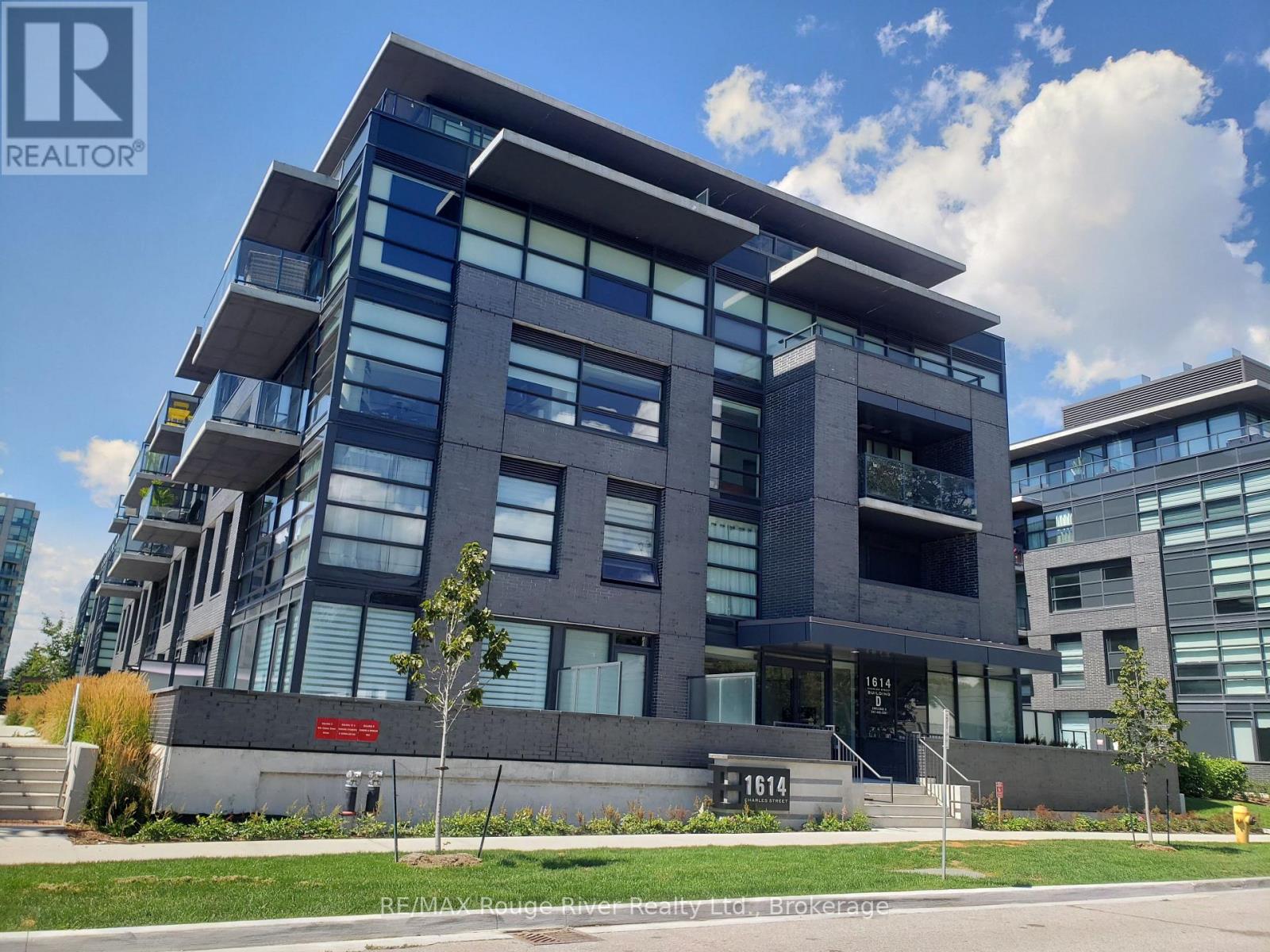 439 - 1614 CHARLES STREET, Whitby, Ontario