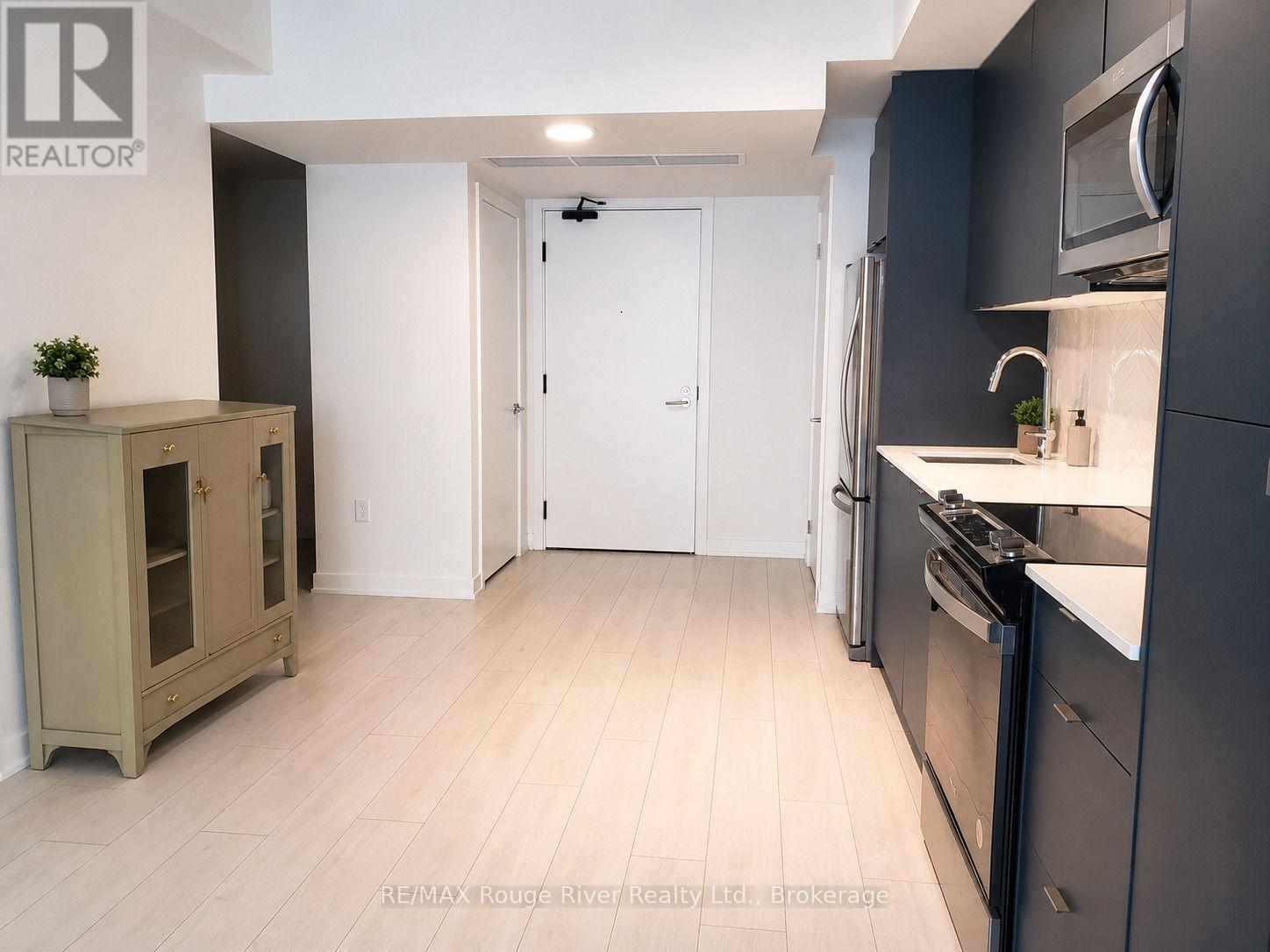 439 - 1614 Charles Street, Whitby, Ontario  L1N 0P4 - Photo 2 - E13691620