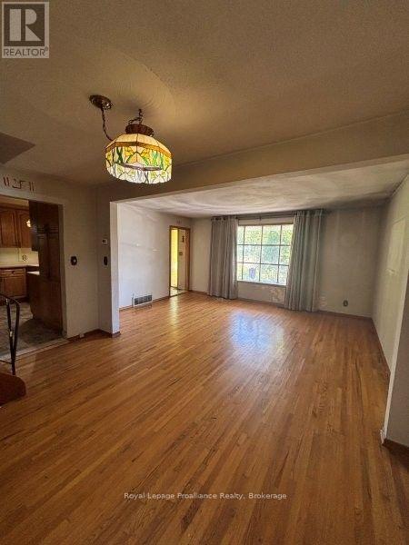 112 Sidney Street, Belleville, Ontario  K8P 3Y9 - Photo 6 - X13691716