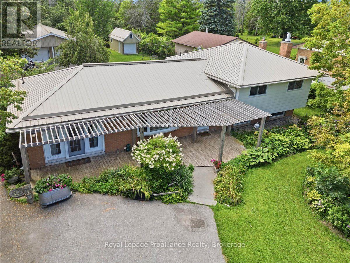 171 Aikins Road, Quinte West, Ontario  K8N 4Z2 - Photo 2 - X13691754