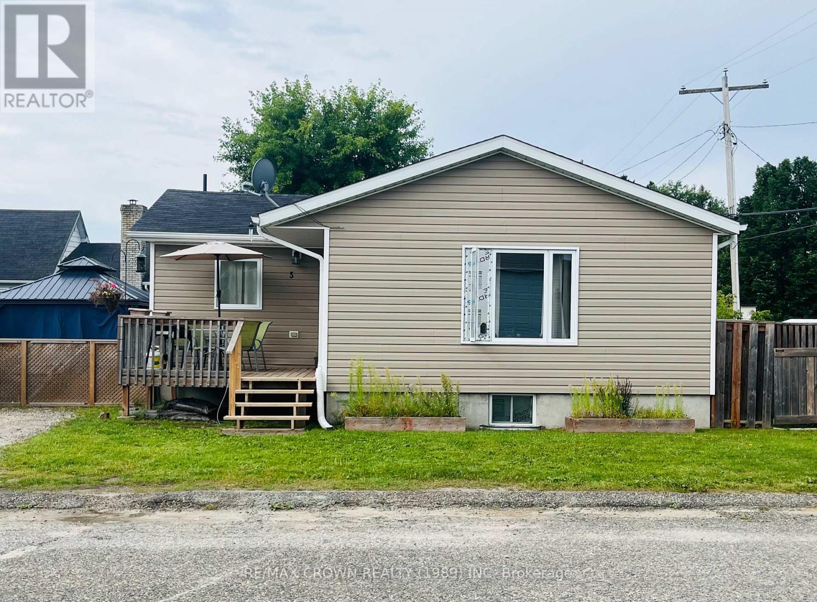 5 Glen Avenue, Cochrane, Ontario  P0L 1C0 - Photo 2 - T13688618