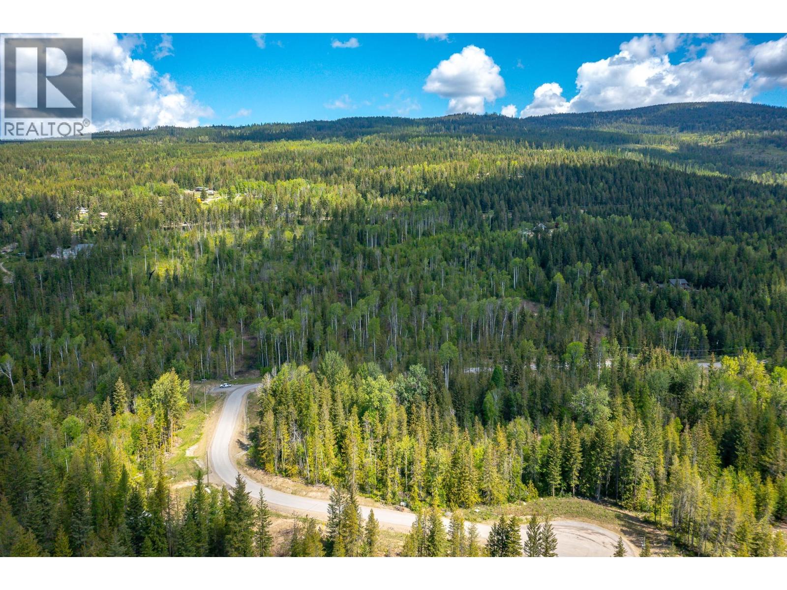 8276 Lincoln Road, Vernon, British Columbia  V1B 3M8 - Photo 11 - 10375830
