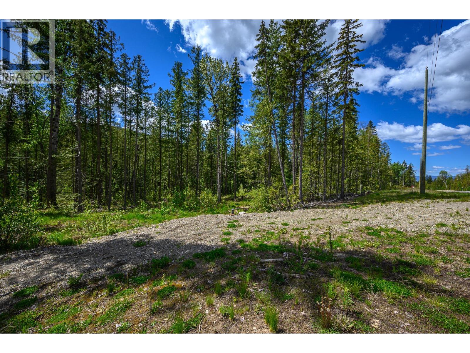 8276 Lincoln Road, Vernon, British Columbia