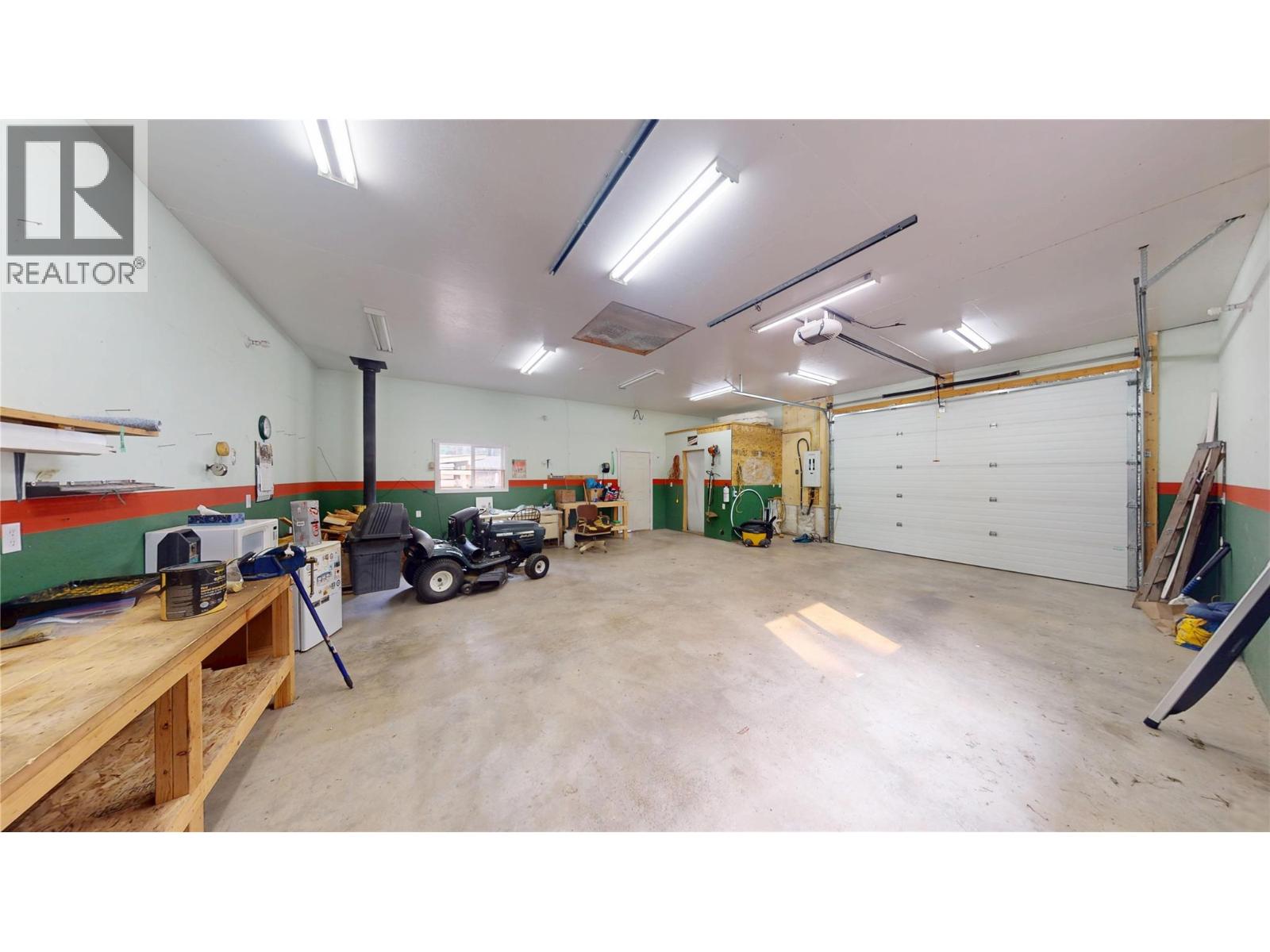 6311 Ash Road, Wasa, British Columbia  V0B 2K0 - Photo 36 - 10396955