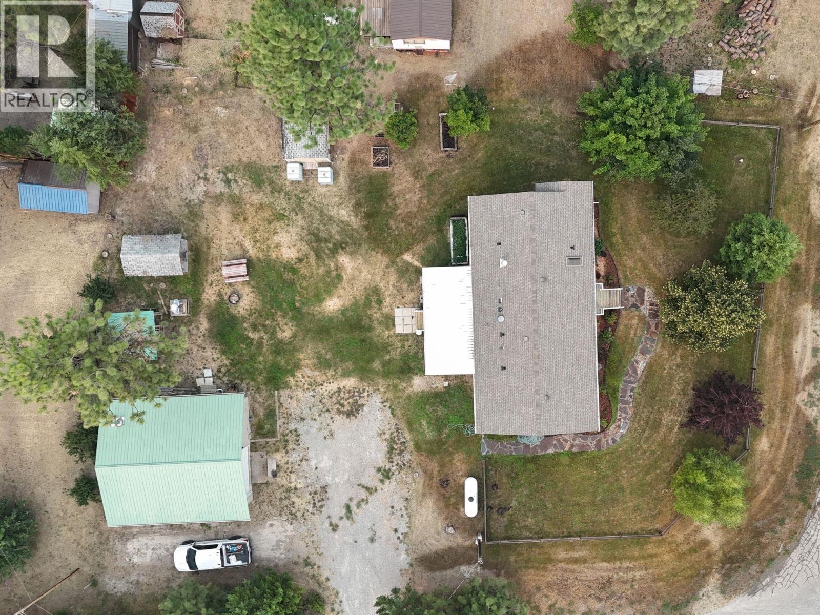6311 Ash Road, Wasa, British Columbia  V0B 2K0 - Photo 40 - 10396955