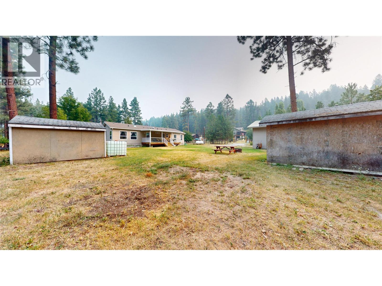 6311 Ash Road, Wasa, British Columbia  V0B 2K0 - Photo 29 - 10396955