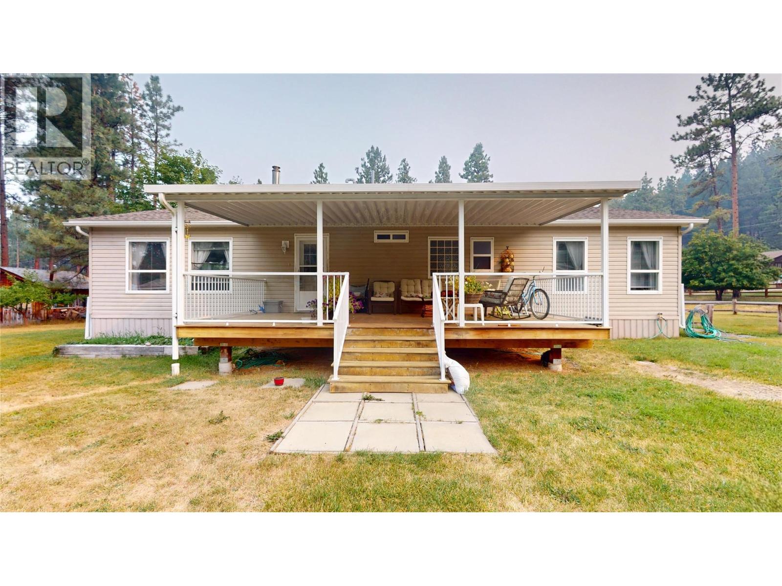 6311 Ash Road, Wasa, British Columbia