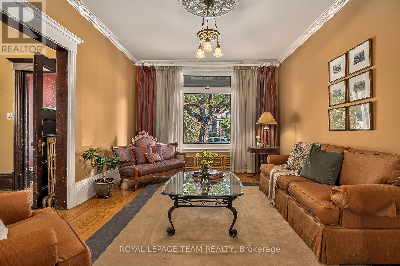 139 Fourth Avenue, Ottawa, Ontario  K1S 2L3 - Photo 4 - X13691632
