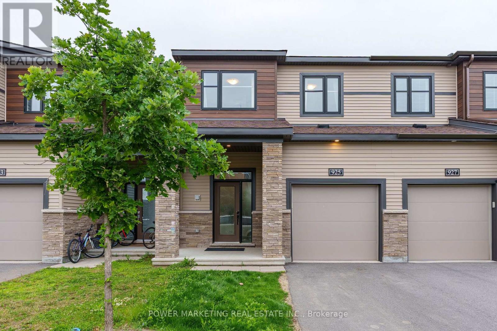 925 ATHENRY COURT, Ottawa, Ontario