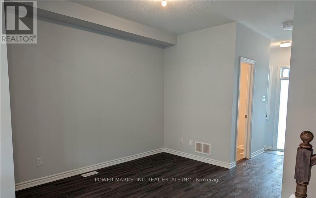 671 Allied Mews, Ottawa, Ontario  K2S 2Z6 - Photo 2 - X13691840