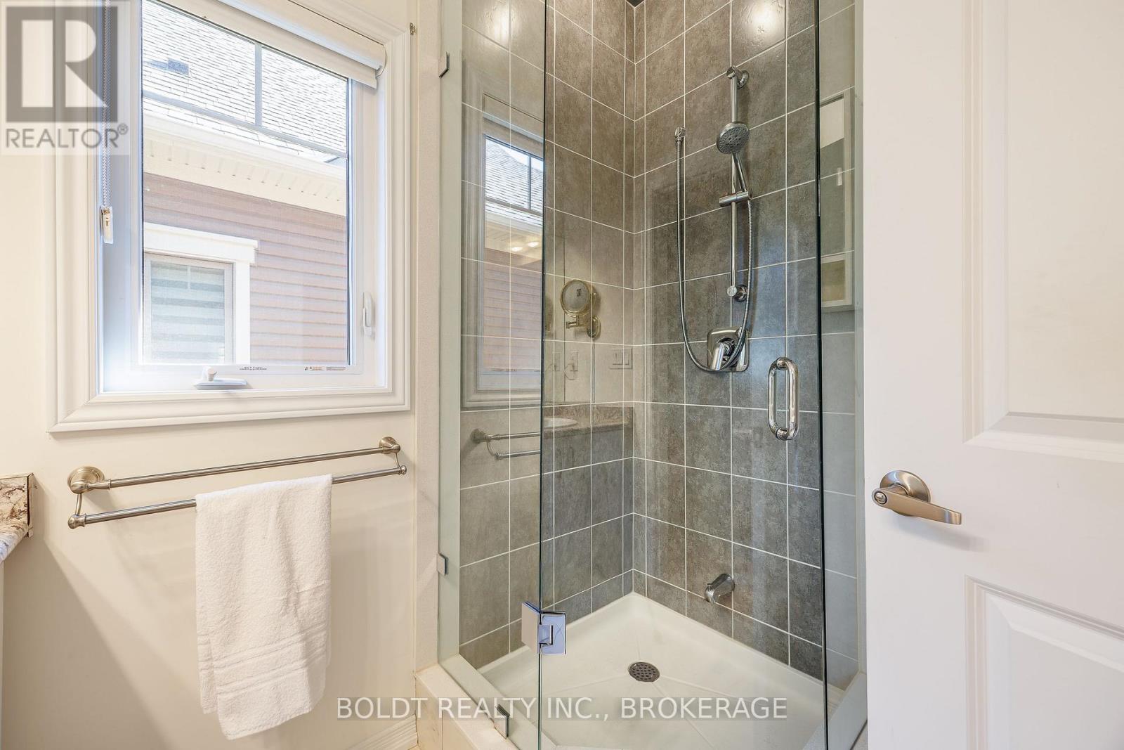 35 Cosmopolitan Common, St. Catharines, Ontario  L2M 0B8 - Photo 16 - X13691738