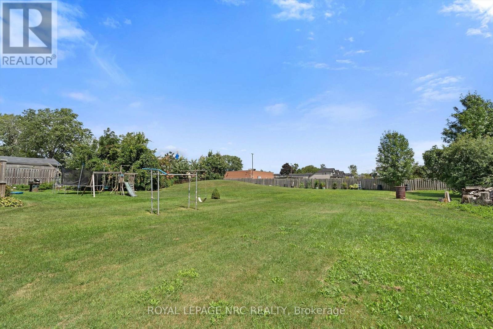 1010 Arthur Street, Fort Erie, Ontario  L2A 4J2 - Photo 37 - X13691752