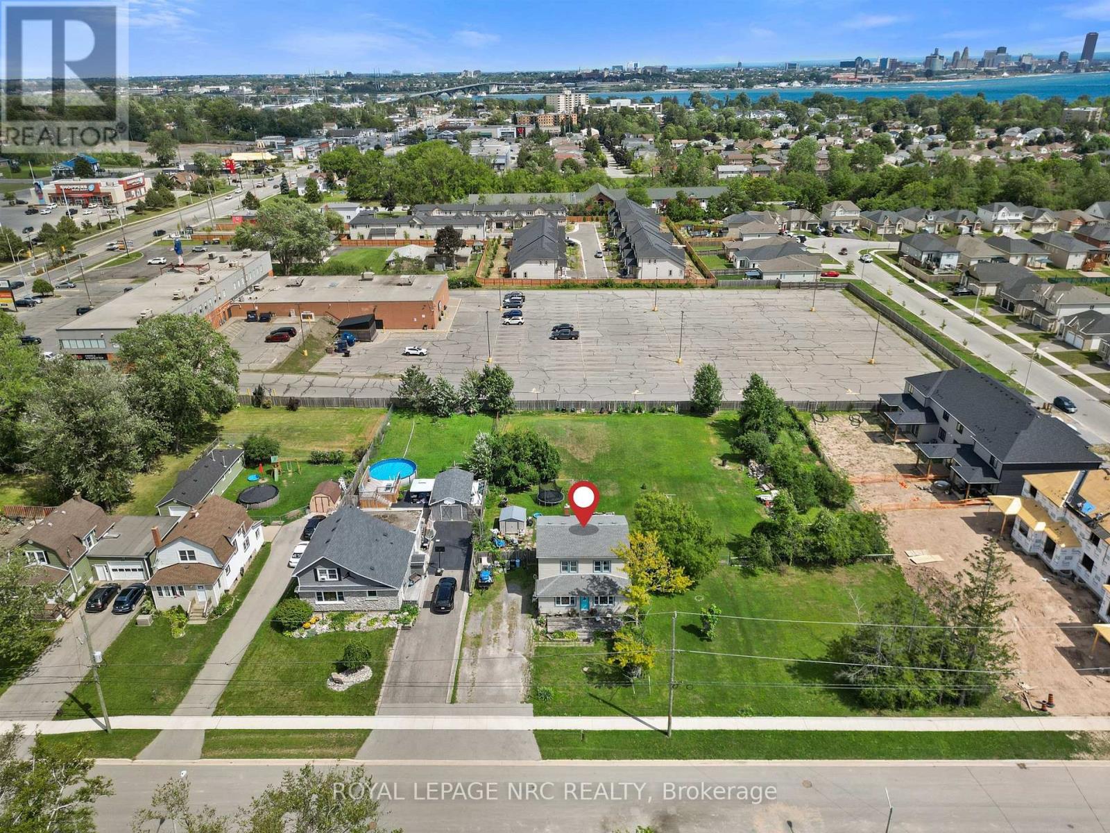 1010 Arthur Street, Fort Erie, Ontario  L2A 4J2 - Photo 2 - X13691796