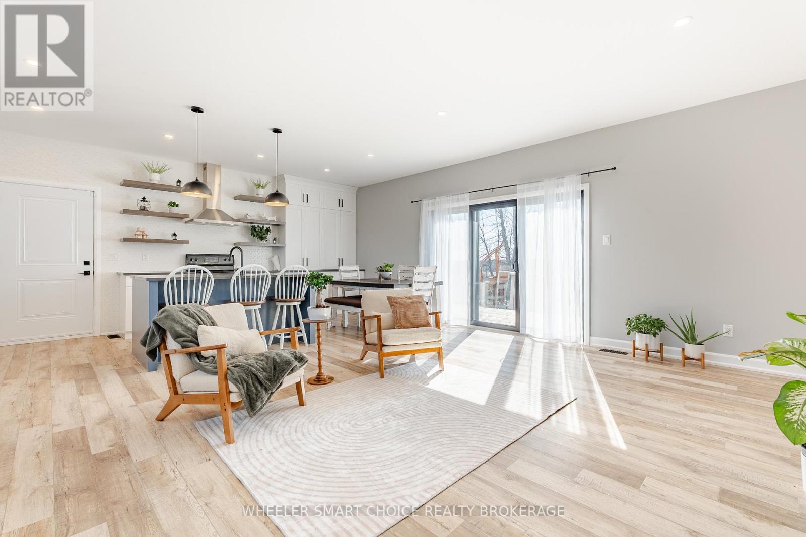 16040 County Rd18 Road, South Stormont, Ontario K0C 1R0 - Photo 6 - X13521852