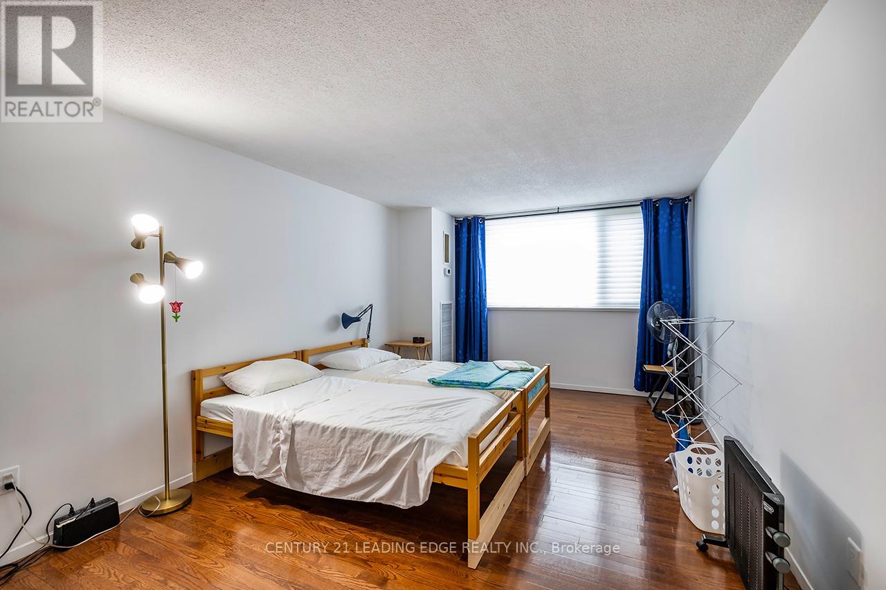 1708 - 75 Wynford Heights Crescent, Toronto, Ontario  M3C 3H9 - Photo 13 - C13691640
