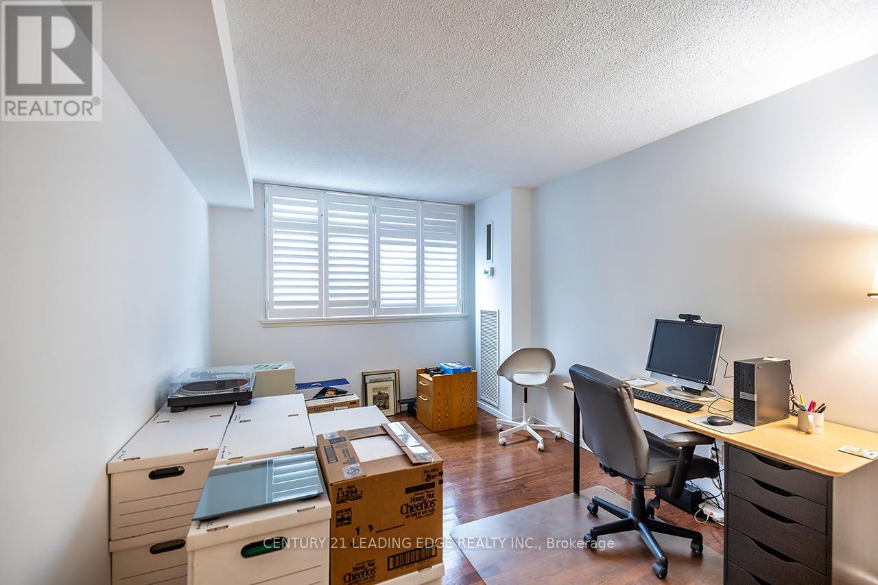 1708 - 75 Wynford Heights Crescent, Toronto, Ontario  M3C 3H9 - Photo 20 - C13691640