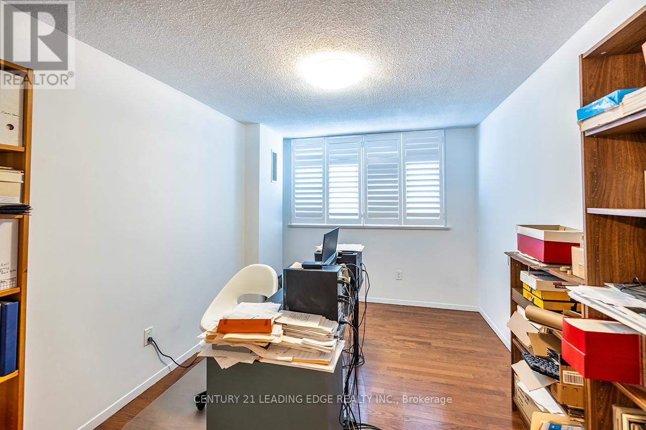 1708 - 75 Wynford Heights Crescent, Toronto, Ontario  M3C 3H9 - Photo 21 - C13691640