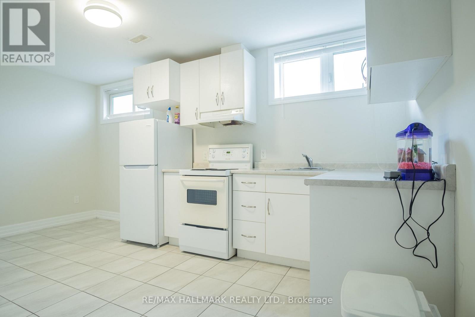 Basement 1 - 35 Roberta Drive, Toronto, Ontario  M6A 2J6 - Photo 3 - C13691662