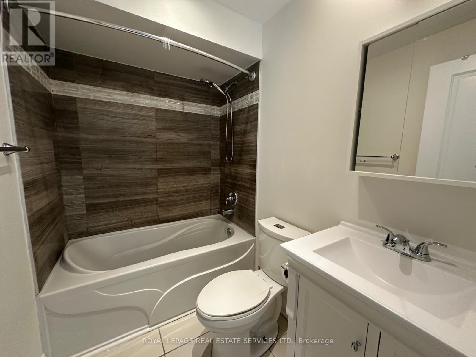 Lower - 87 Lawrence Avenue W, Toronto, Ontario  M5M 1A7 - Photo 17 - C13691682