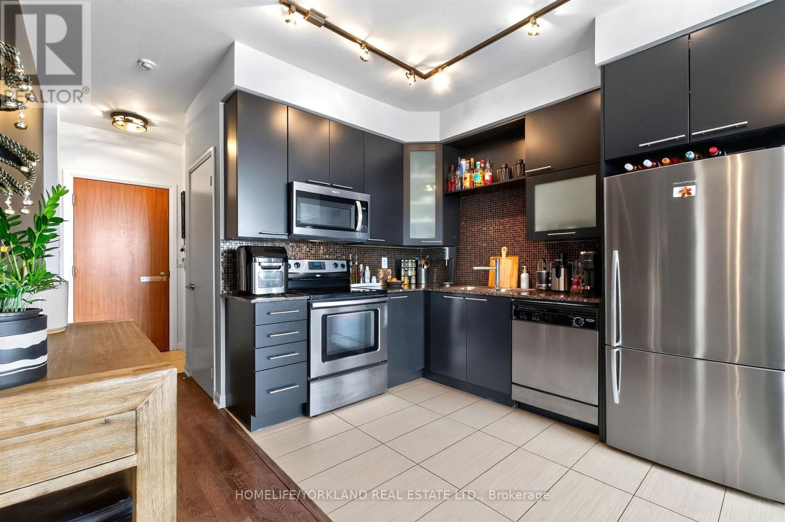 2703 - 500 Sherbourne Street, Toronto, Ontario  M4X 1L1 - Photo 16 - C13691730