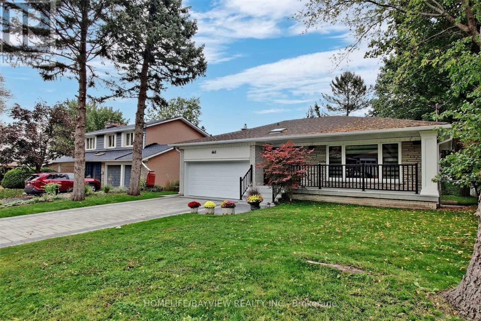 663 Conacher (Lower) Drive, Toronto, Ontario  M2M 3N4 - Photo 2 - C13691780