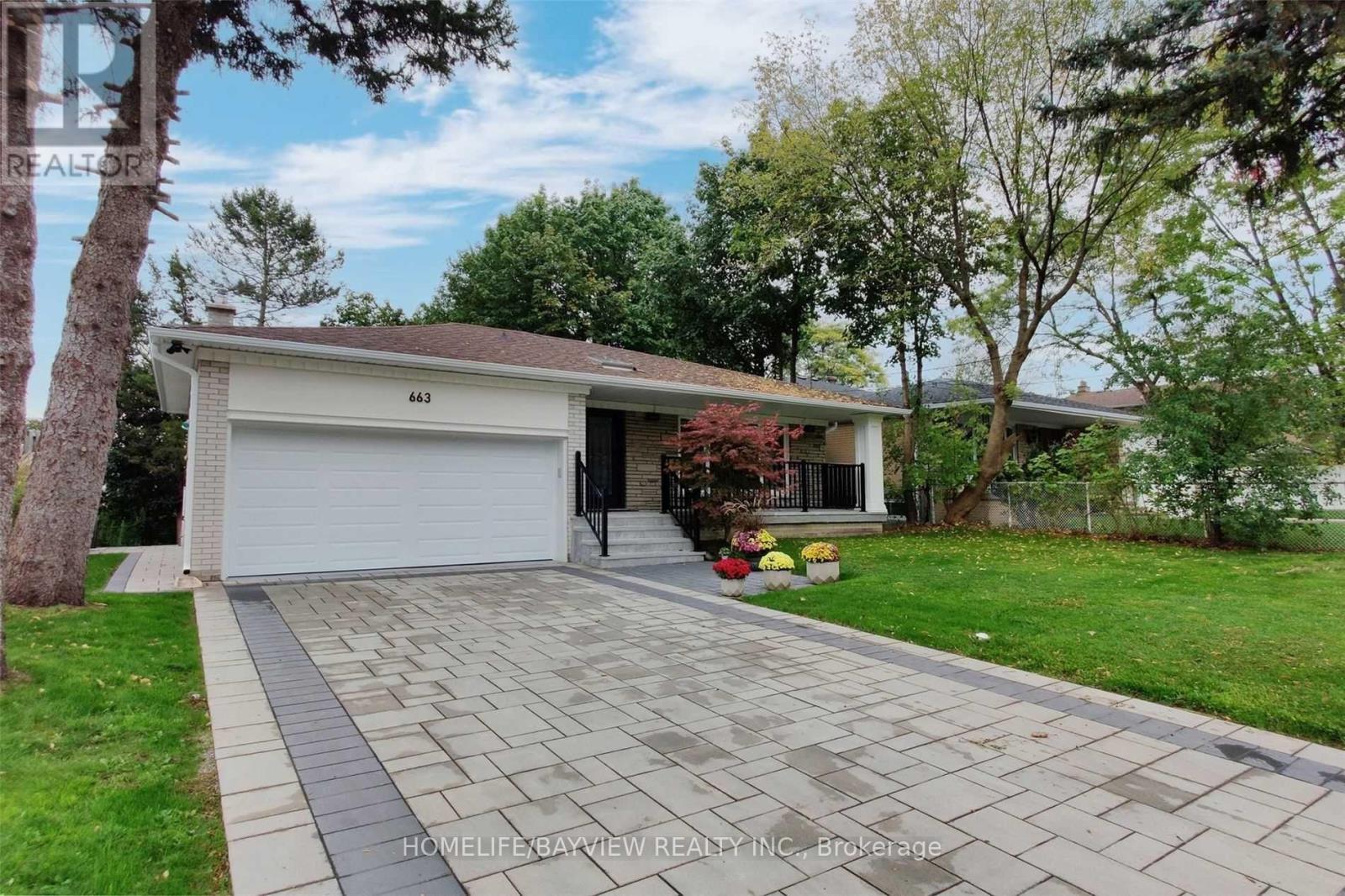 663 Conacher (Lower) Drive, Toronto, Ontario  M2M 3N4 - Photo 3 - C13691780