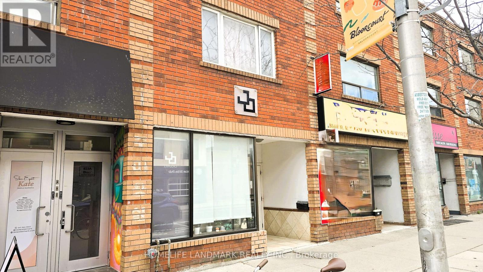 825 Bloor Street W, Toronto, Ontario M6G 1M1 - Photo 1 - C13691786