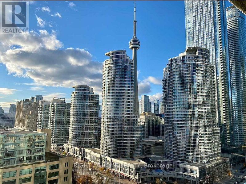 2012 - 99 Harbour Square, Toronto, Ontario  M5J 2H2 - Photo 25 - C13691814