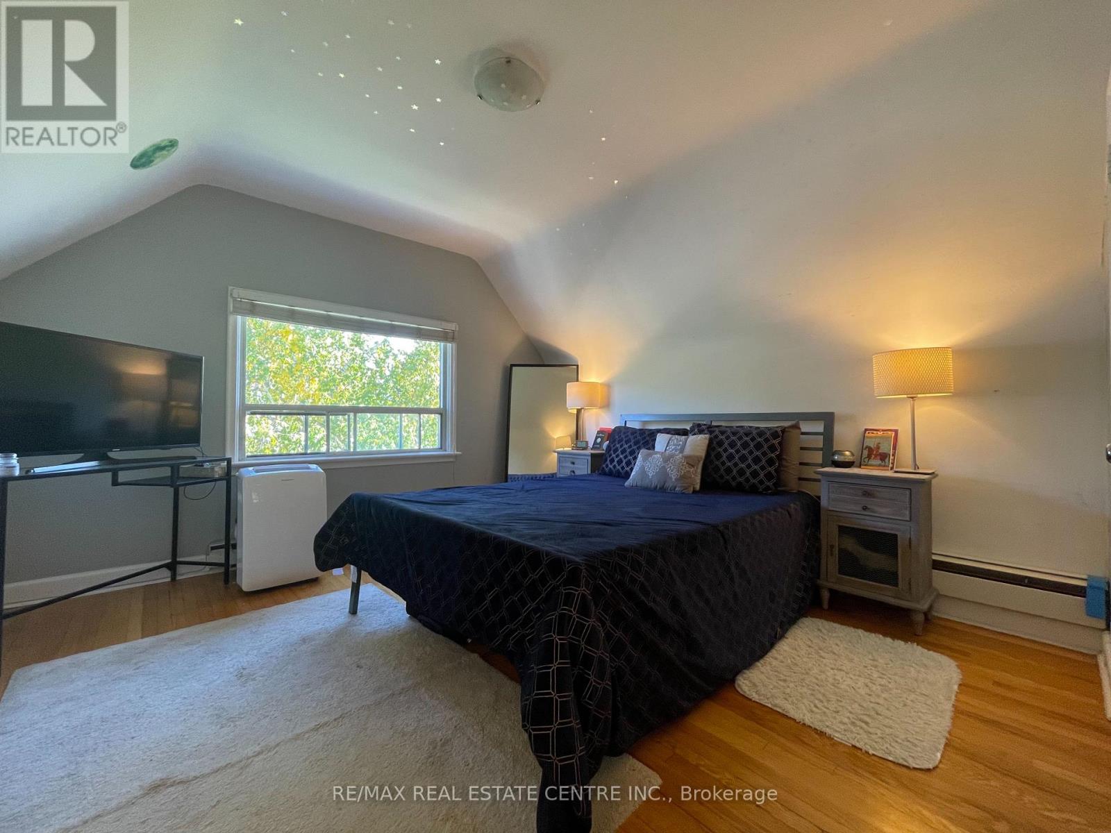 Main Floor - 34 Singleton Road, Toronto, Ontario  M1R 1H9 - Photo 12 - E13691616