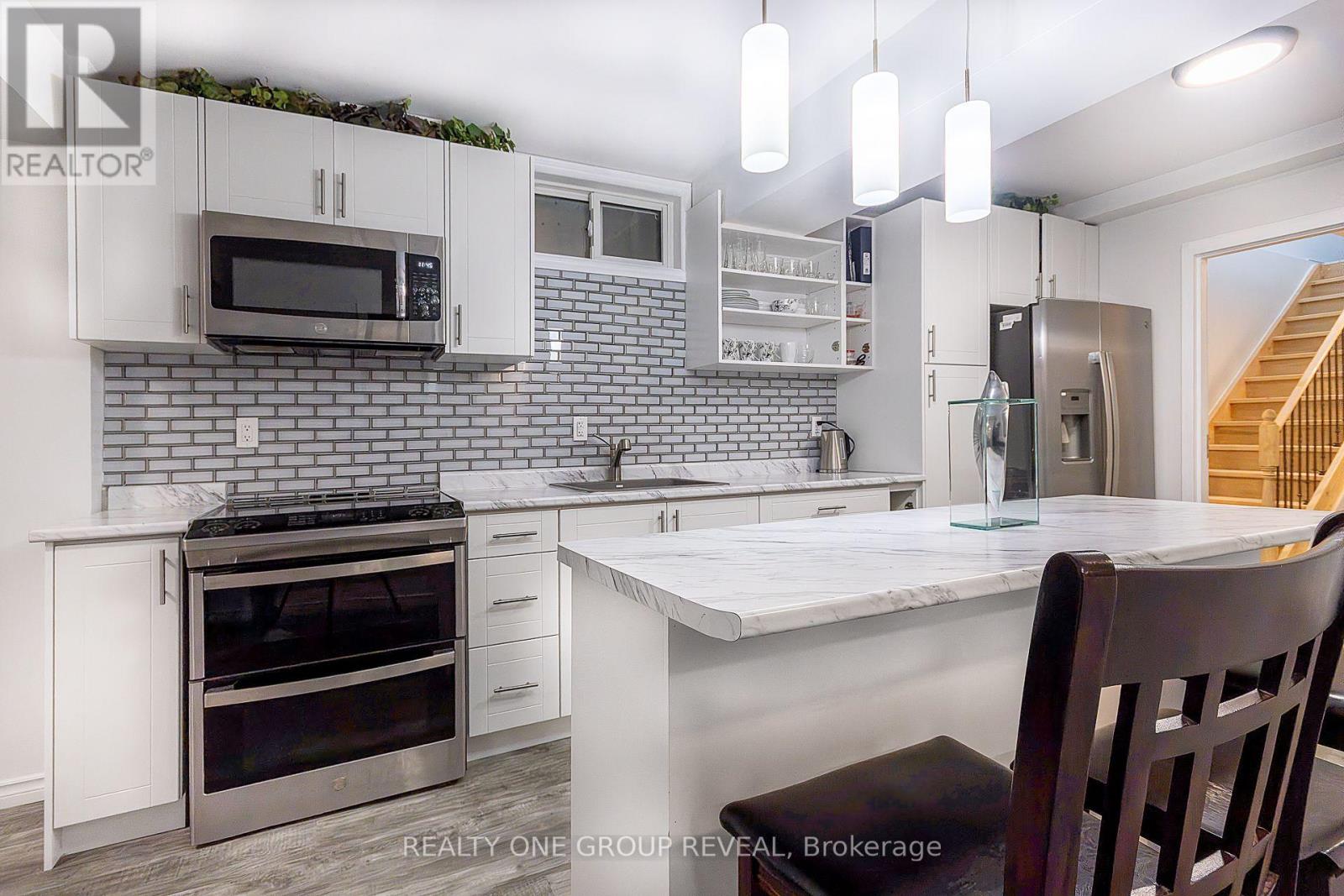 524 Simcoe Street S, Oshawa, Ontario  L1H 4J8 - Photo 11 - E13691622