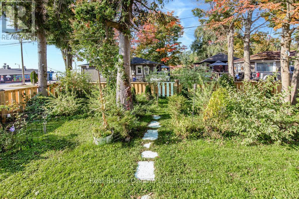 7 Oliver Drive, Tiny, Ontario  L0L 2J0 - Photo 25 - S13691816