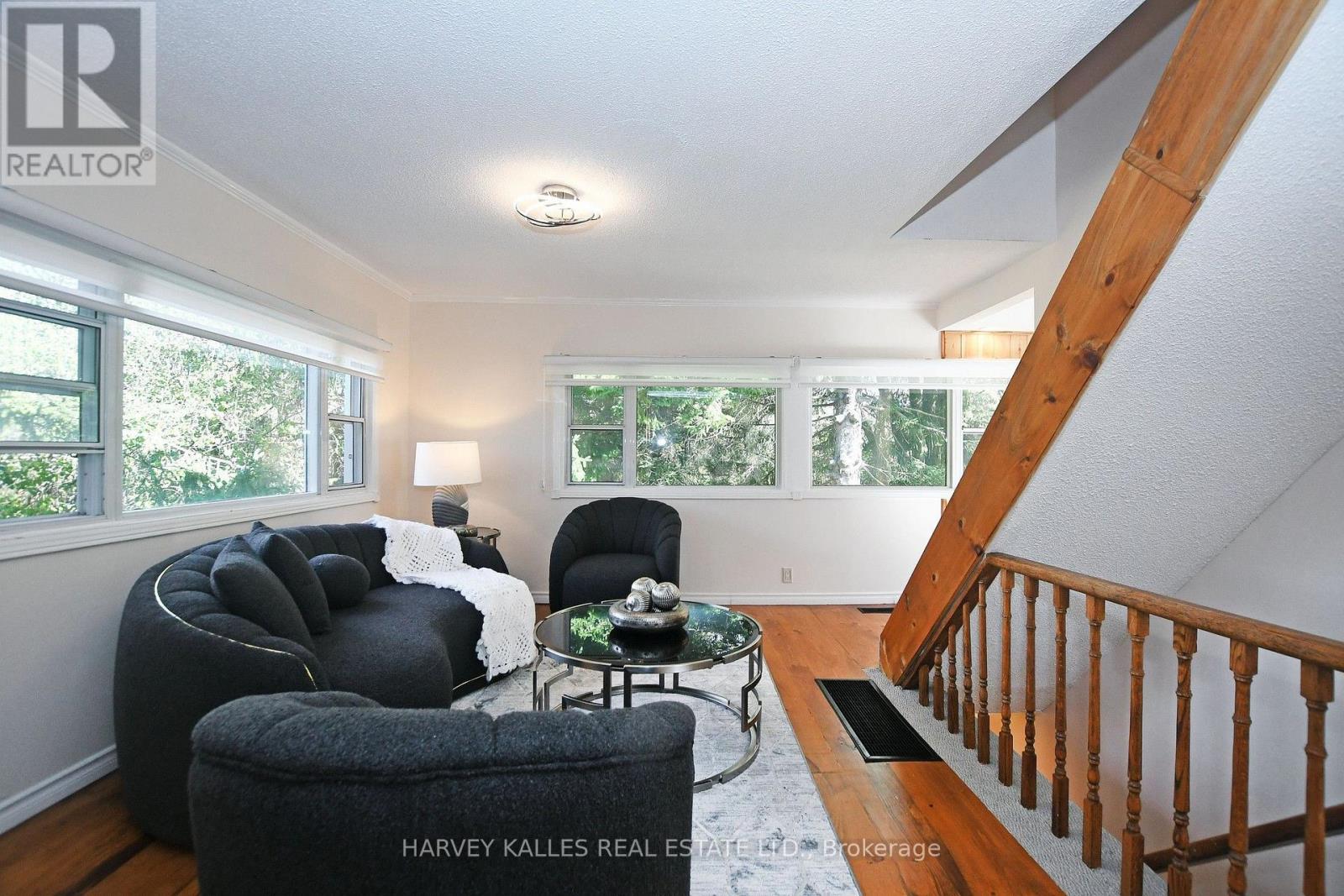 11 Penny Place, Richmond Hill, Ontario  L4E 2W5 - Photo 2 - N13691758