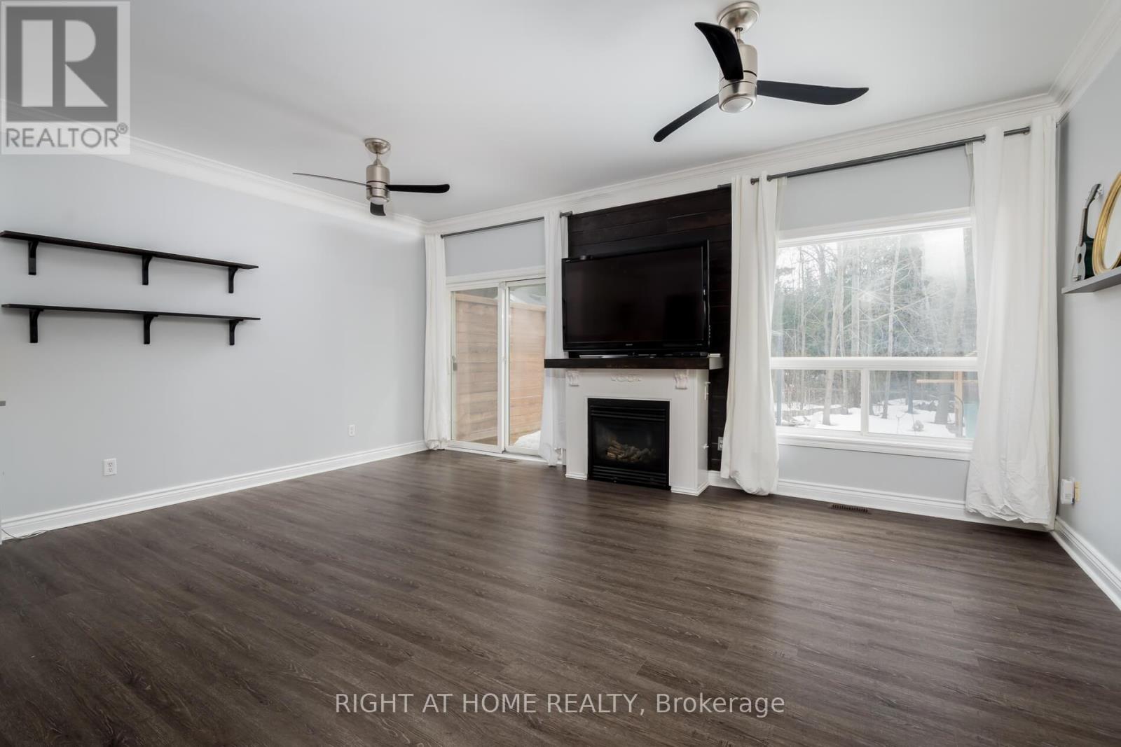 1171 Ewart Street, Innisfil, Ontario  L0L 1C0 - Photo 17 - N13691766