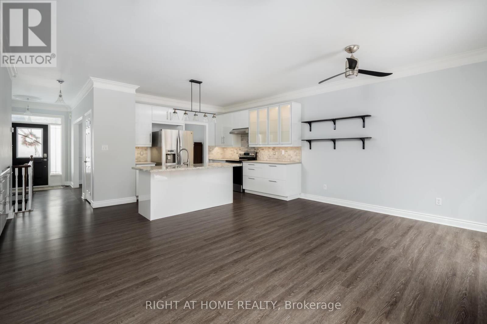 1171 Ewart Street, Innisfil, Ontario  L0L 1C0 - Photo 18 - N13691766