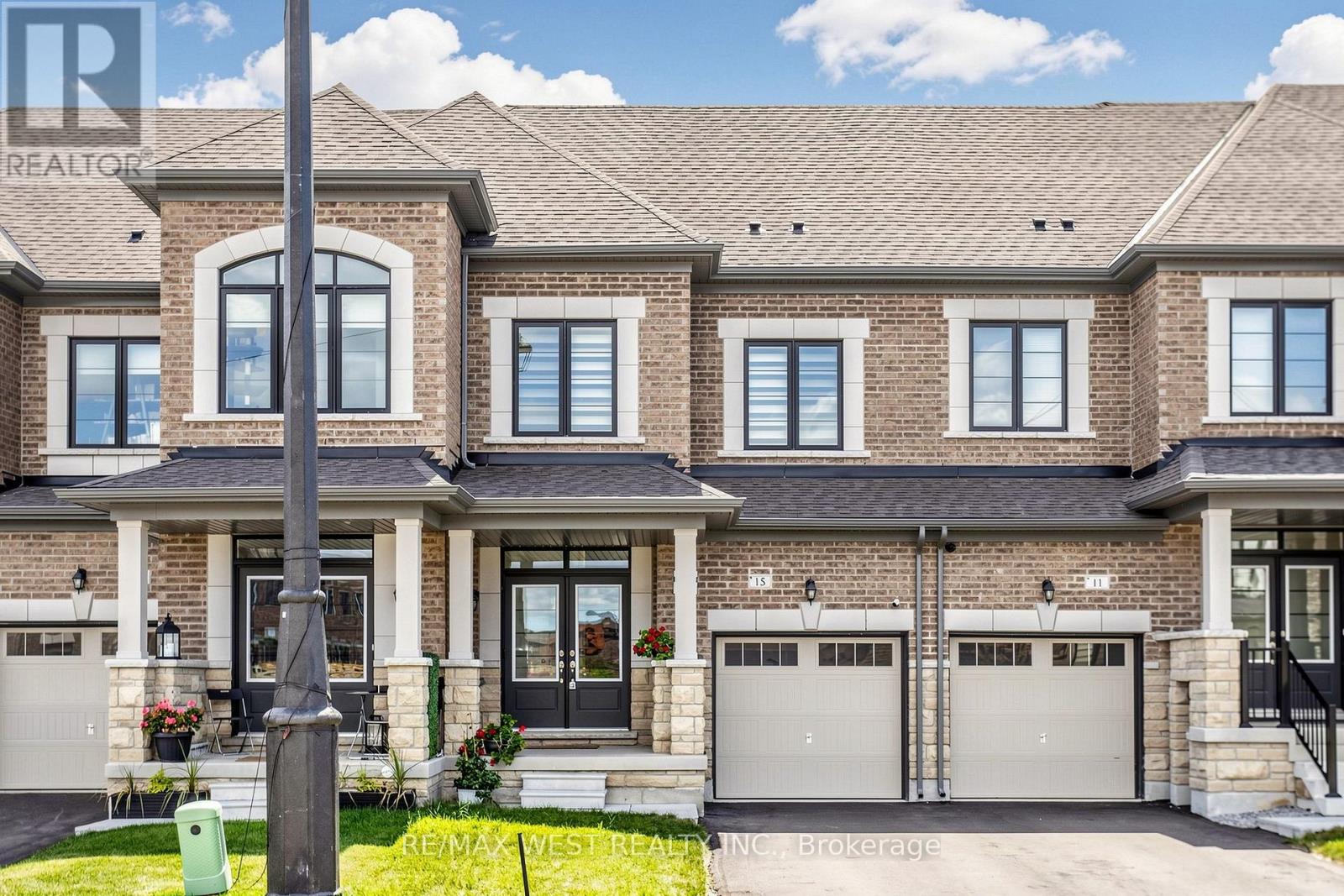 15 Kinloss Street, Vaughan, Ontario  L4H 5J6 - Photo 1 - N13691768