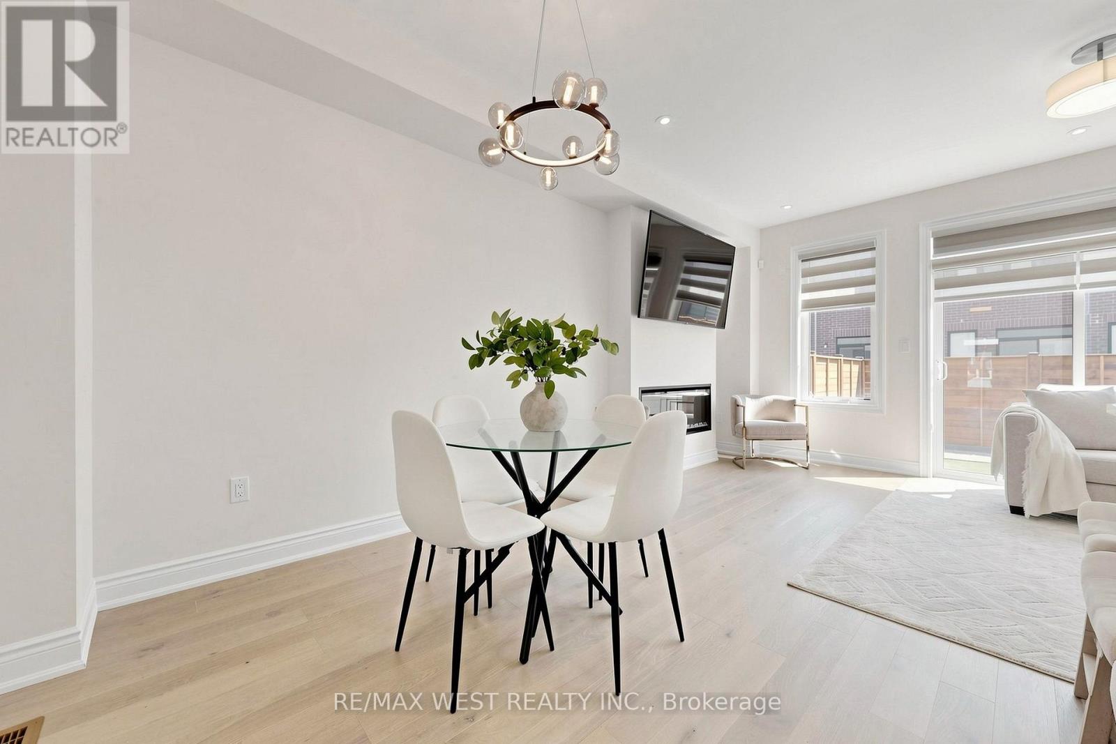 15 Kinloss Street, Vaughan, Ontario  L4H 5J6 - Photo 15 - N13691768