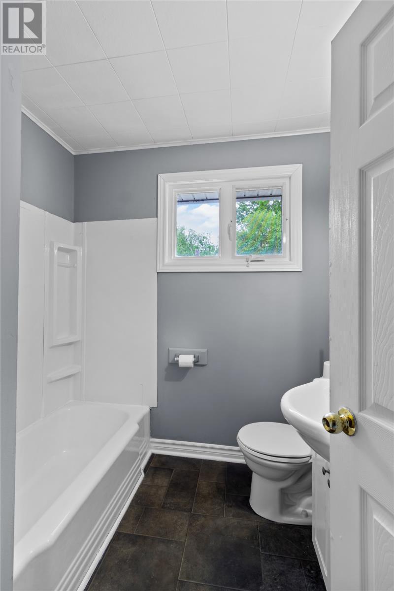 6 Riverview Avenue, Mount Pearl — photo 14