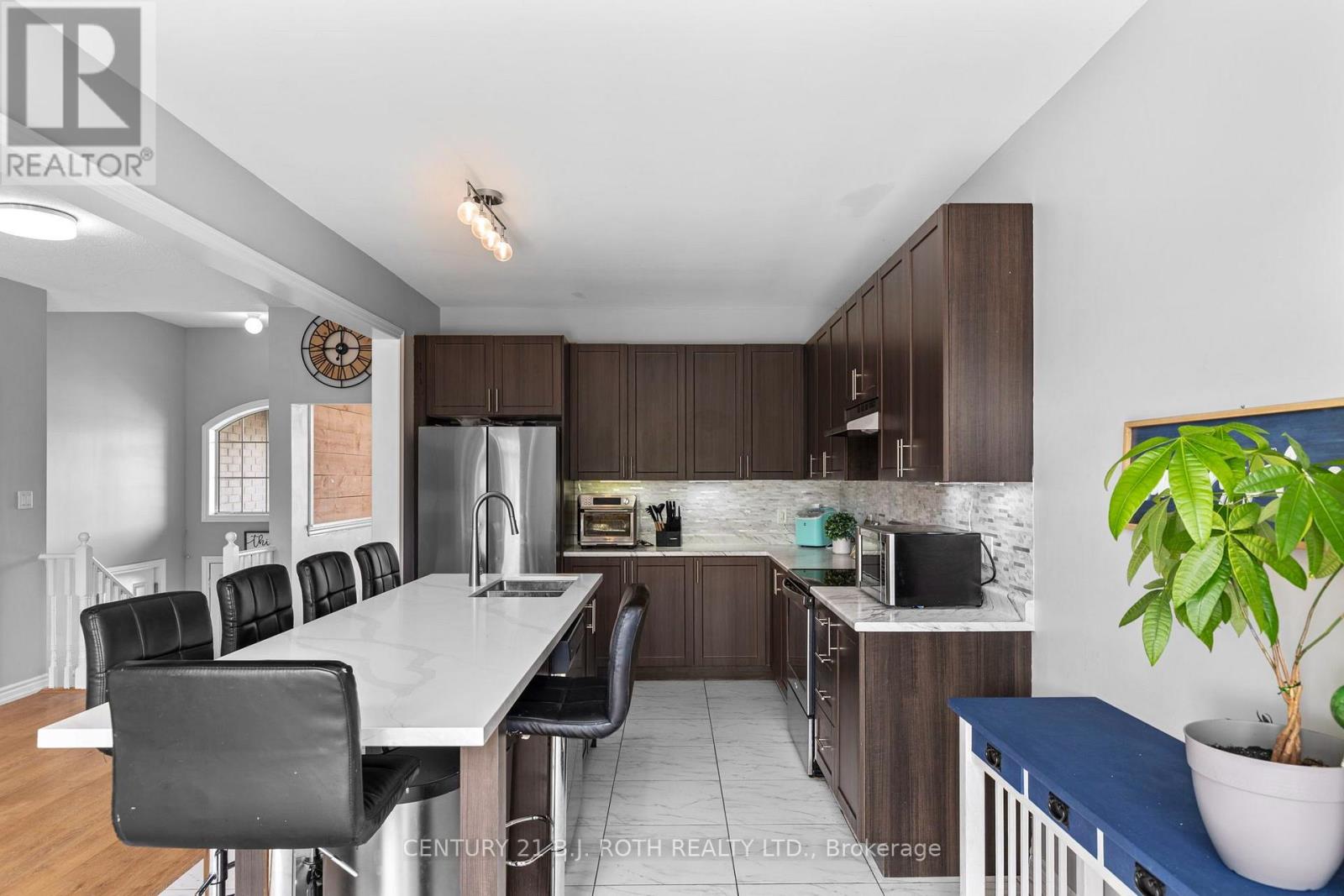 211 Roy Drive, Clearview (Stayner), Ontario  L0M 1S0 - Photo 8 - S13691848