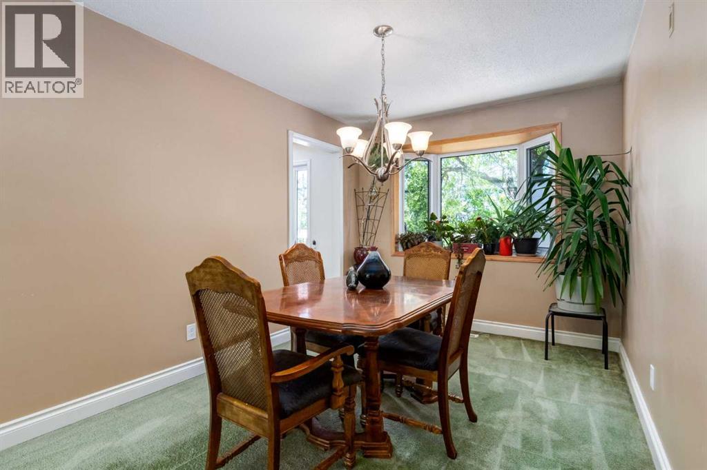 216 Cannington Place SW, Calgary, Alberta  T2W 1Z8 - Photo 12 - A2318394