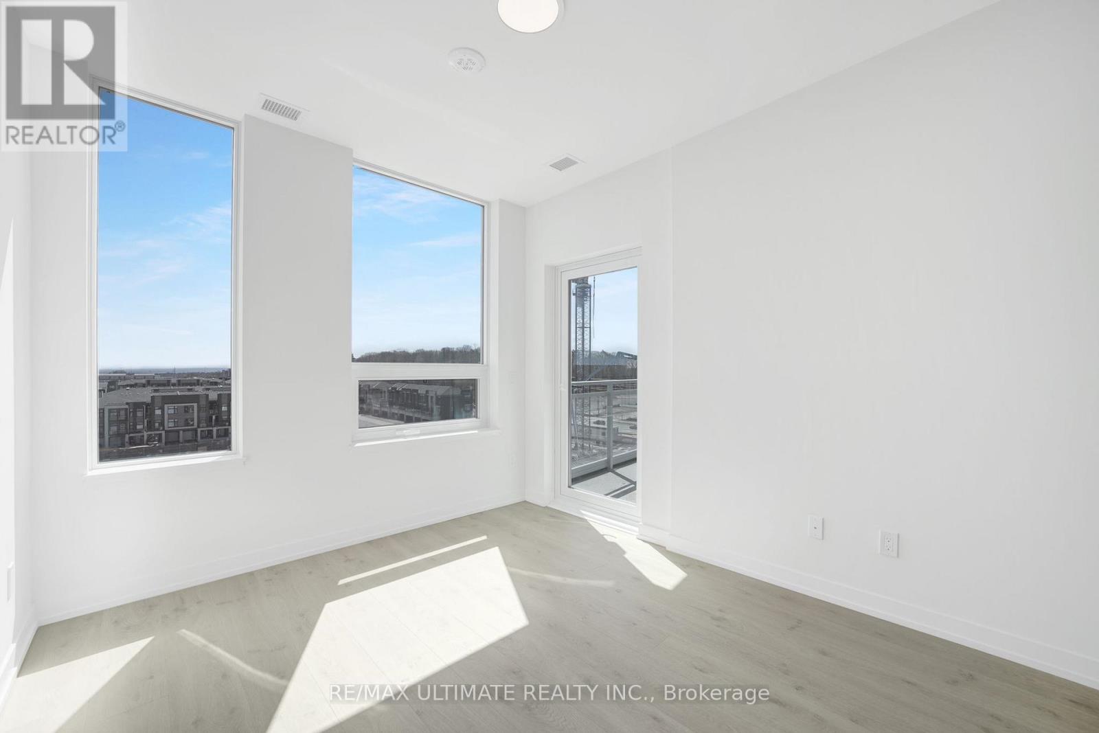 612 - 2501 Saw Whet Boulevard, Oakville, Ontario  L6M 5N2 - Photo 5 - W13691652