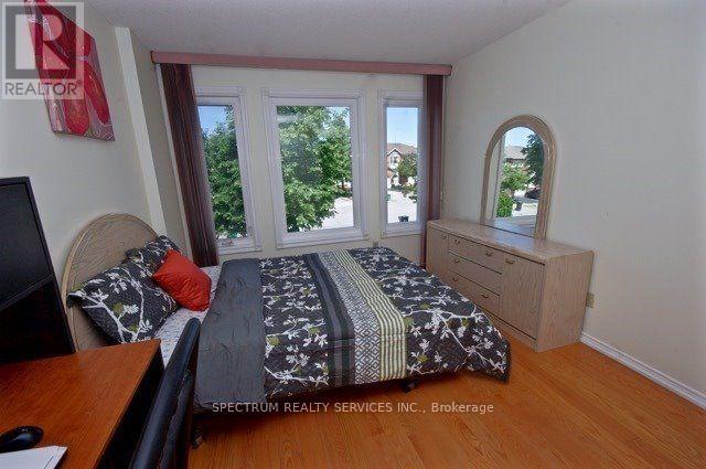 518 Galaxy Court, Mississauga, Ontario  L5R 2R2 - Photo 18 - W13691654