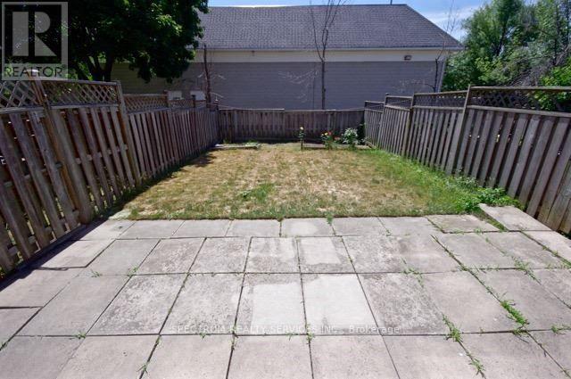 518 Galaxy Court, Mississauga, Ontario  L5R 2R2 - Photo 20 - W13691654