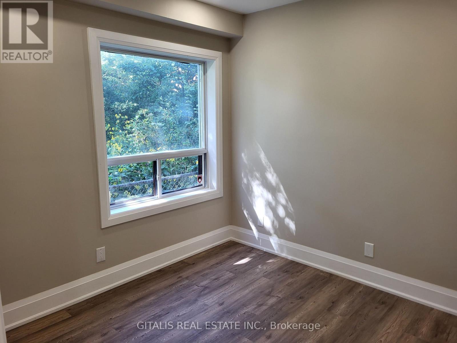 Main Floor - 195 Oakmount Road N, Toronto, Ontario  M6P 2N1 - Photo 7 - W13691690