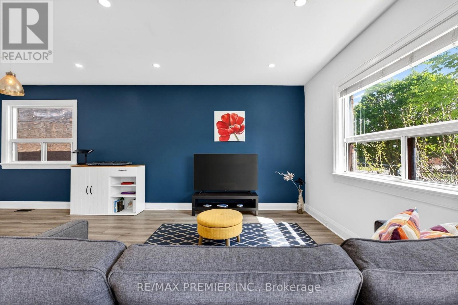 154 Fifth Street, Toronto, Ontario  M8V 2C7 - Photo 6 - W13691802