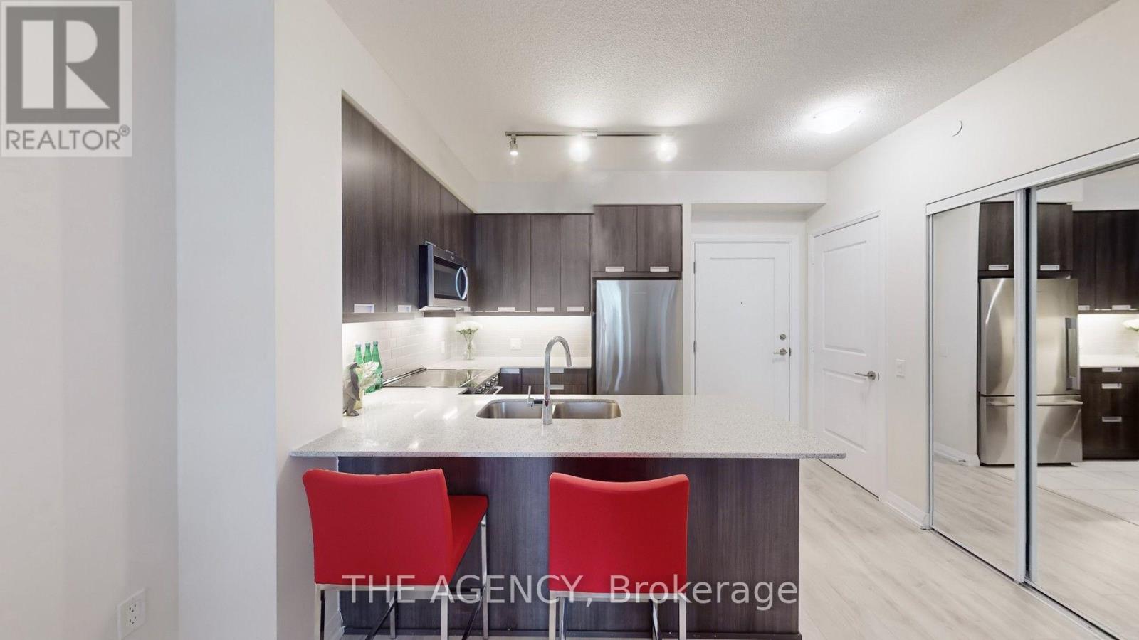 820 - 35 Watergarden Drive, Mississauga, Ontario  L5R 0G8 - Photo 14 - W13691812