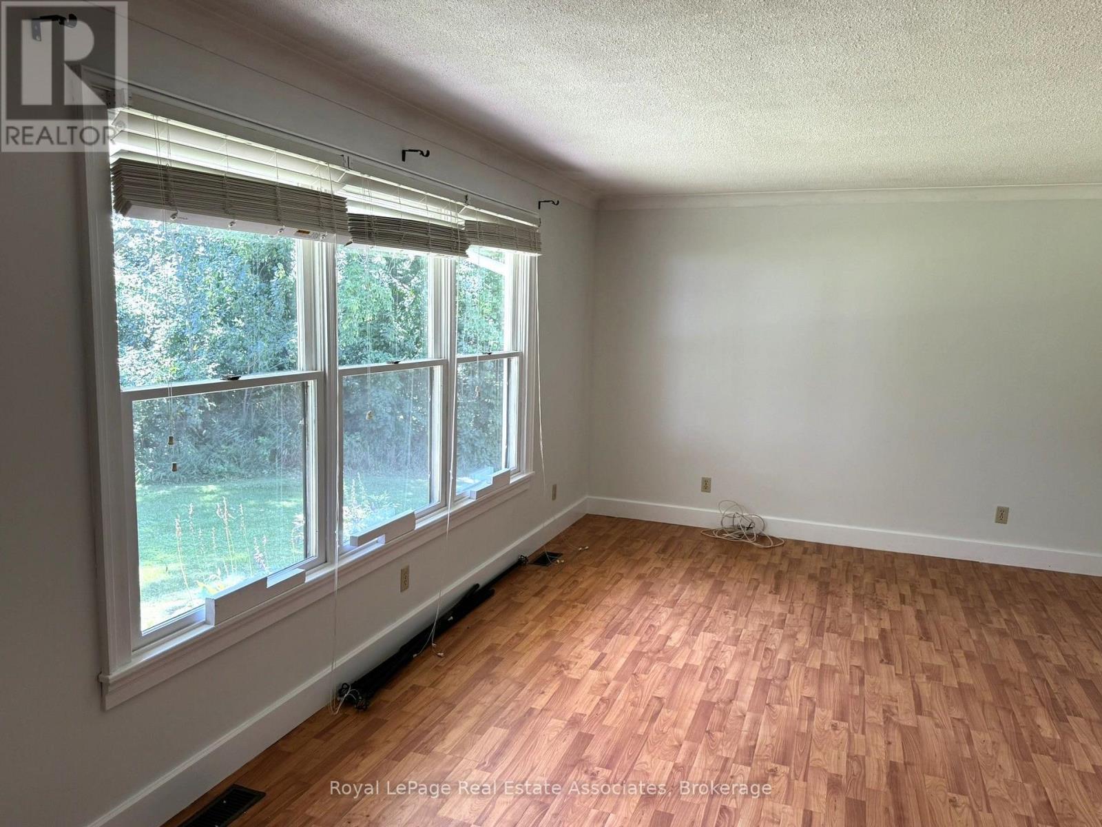 11674 Fifth Line, Halton Hills, Ontario  L0P 1H0 - Photo 4 - W13691822