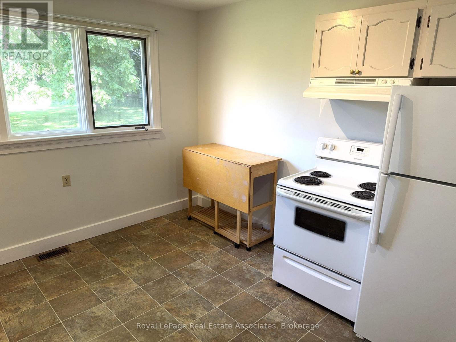 11674 Fifth Line, Halton Hills, Ontario  L0P 1H0 - Photo 9 - W13691822
