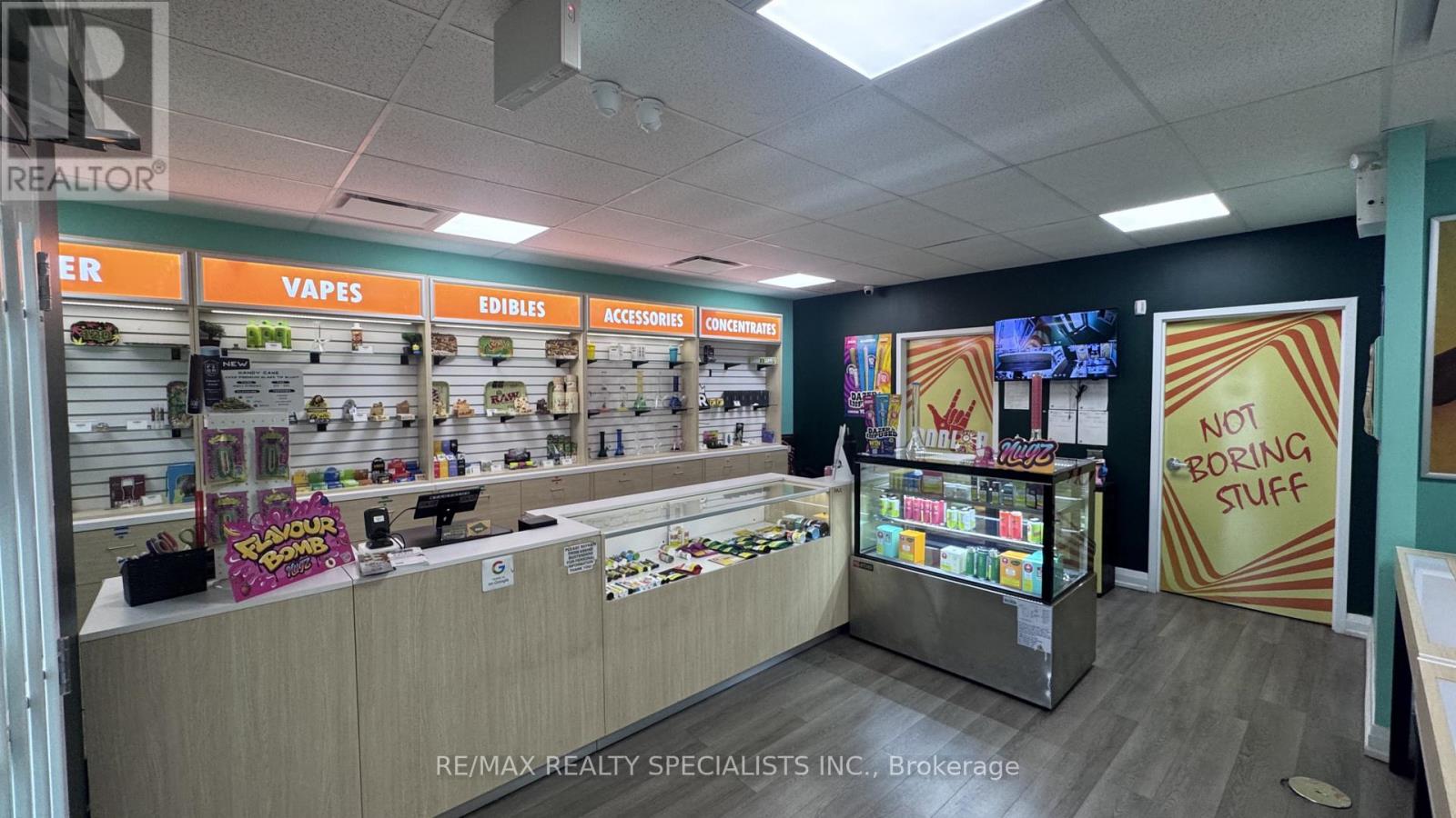 69 BRAMALEA ROAD, Brampton, Ontario