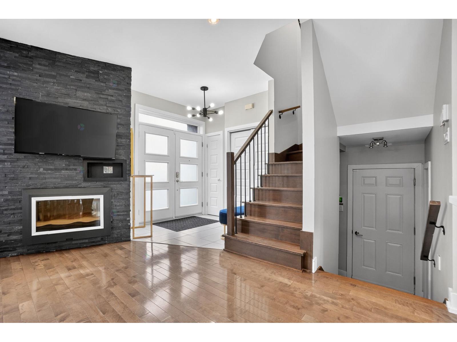 1404 Av. des Jardins Saint-Rémi Quebec Canada J0L2L0 3